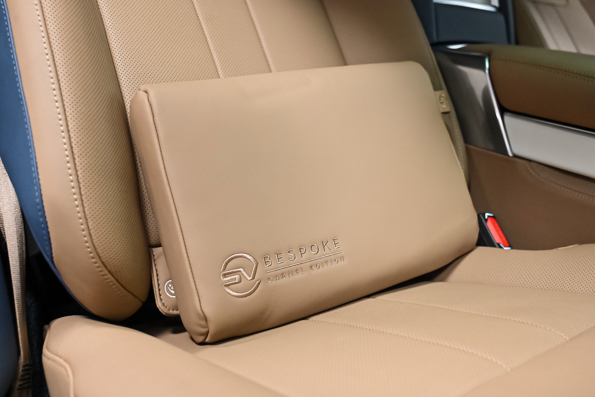 Used 2023 Land Rover Range Rover LWB SV Autobiography image 50