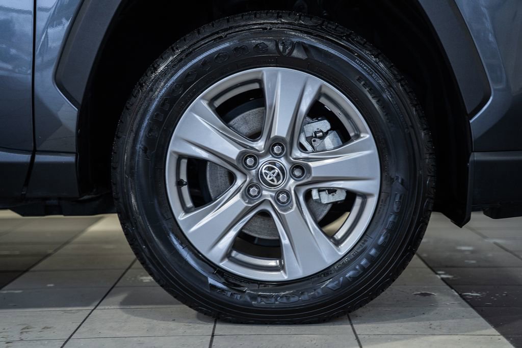 Used 2025 Toyota RAV4 XLE image 13