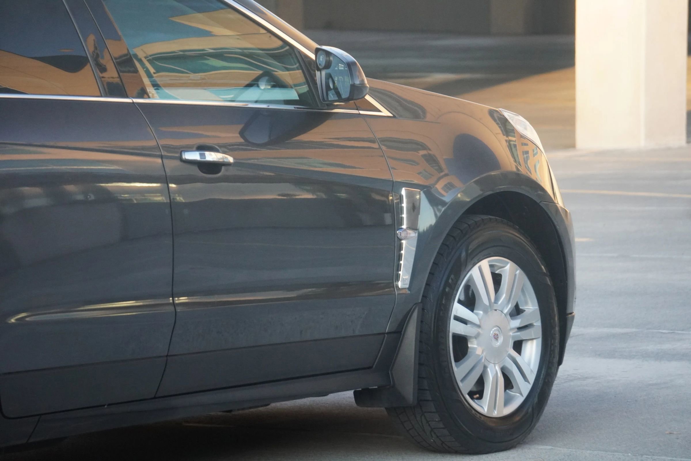 Used 2012 Cadillac SRX Luxury image 17