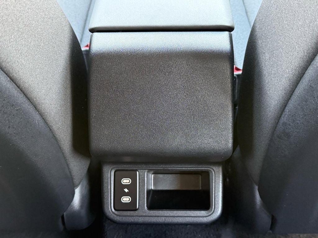 Used 2025 Kia K4 LXS image 14