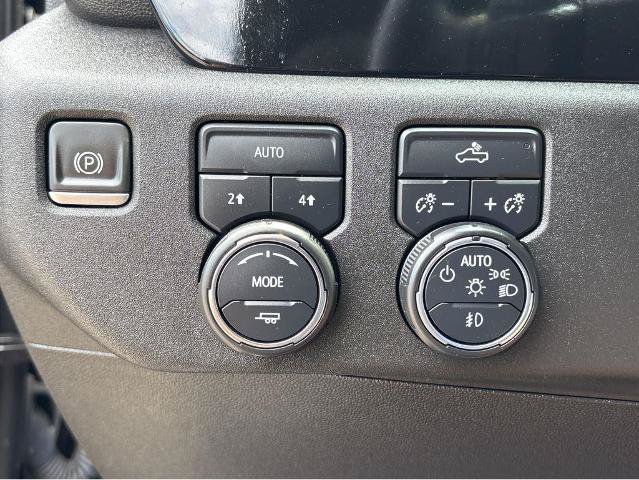 Used 2023 Chevrolet Silverado 1500 RST w/ Protection Package AWD/4WD image 29