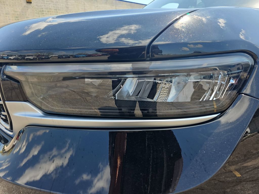 Used 2022 Jeep Grand Cherokee L Summit w/ Advanced Protech Group IV AWD/4WD image 38