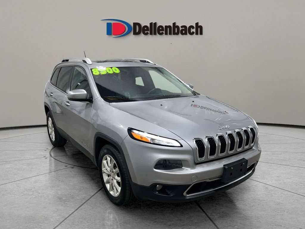 Used 2015 Jeep Cherokee Limited w/ Luxury Group AWD/4WD image 5