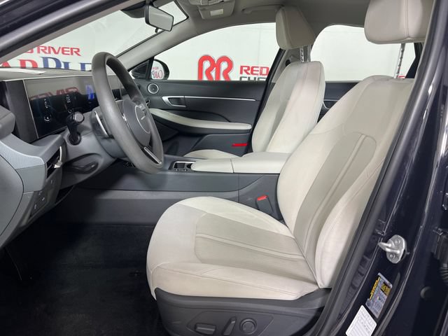 Used 2025 Hyundai Sonata SEL FWD image 9