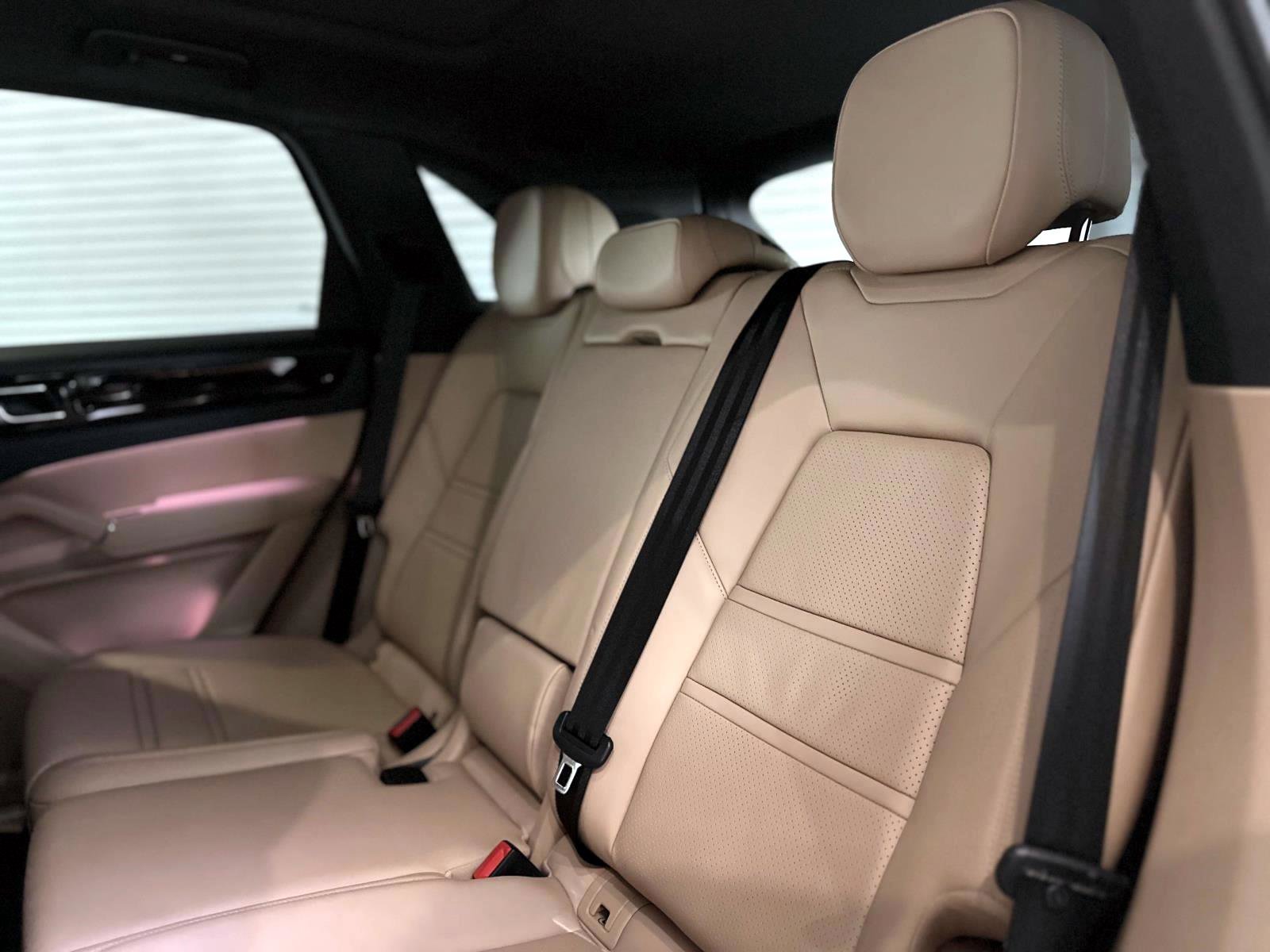 Certified 2021 Porsche Cayenne image 15