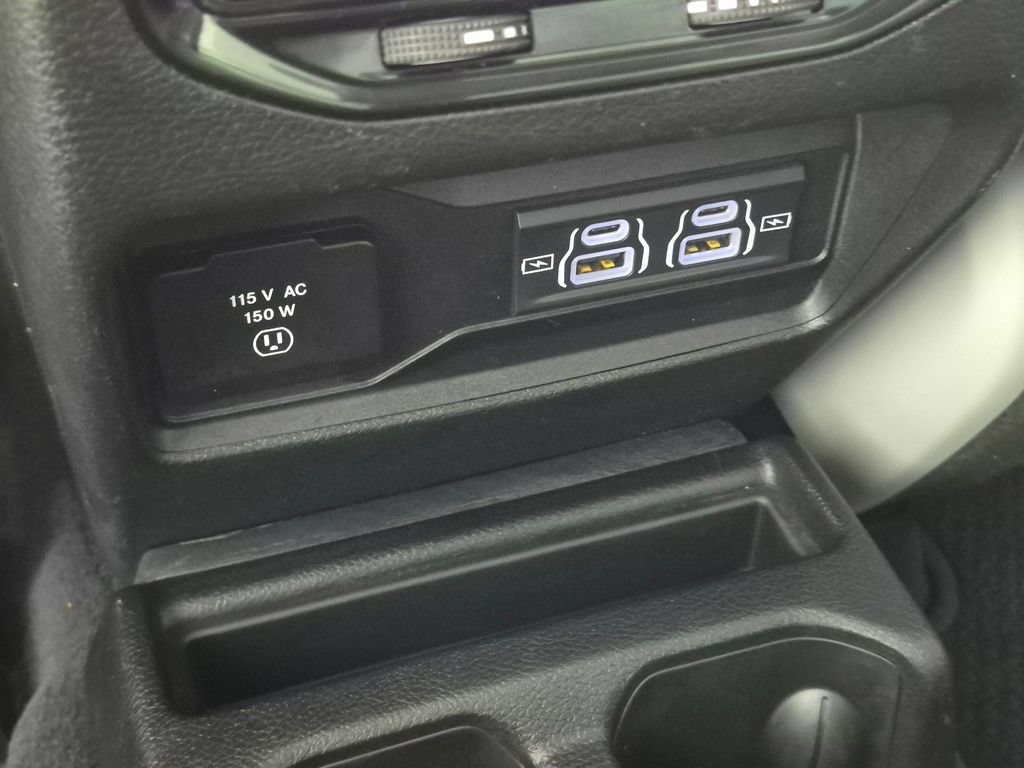 Certified 2021 Jeep Grand Cherokee L Overland w/ Luxury Tech Group IV AWD/4WD image 28