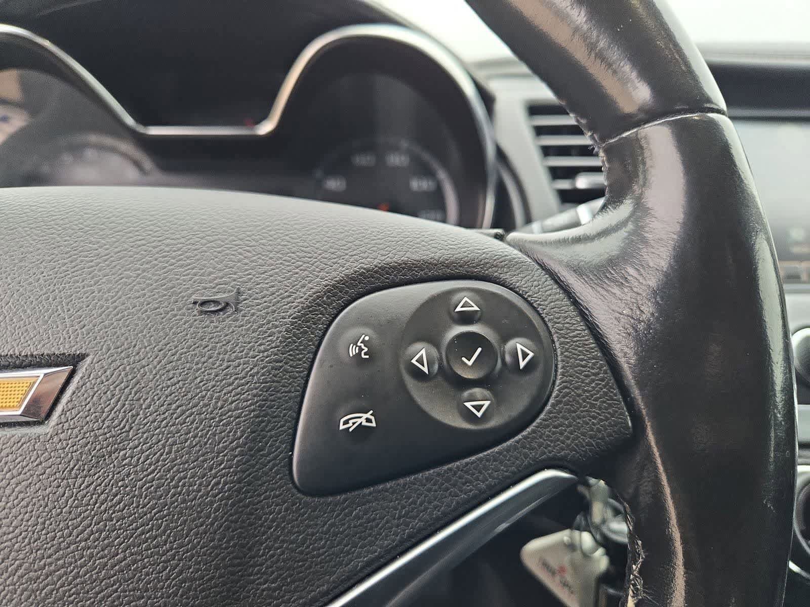 Used 2017 Chevrolet Impala LT FWD image 22