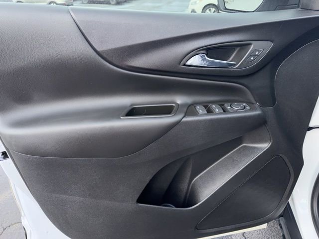 Used 2023 Chevrolet Equinox LT image 10
