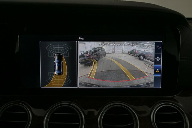 Used 2017 Mercedes-Benz E 300 4MATIC image 24