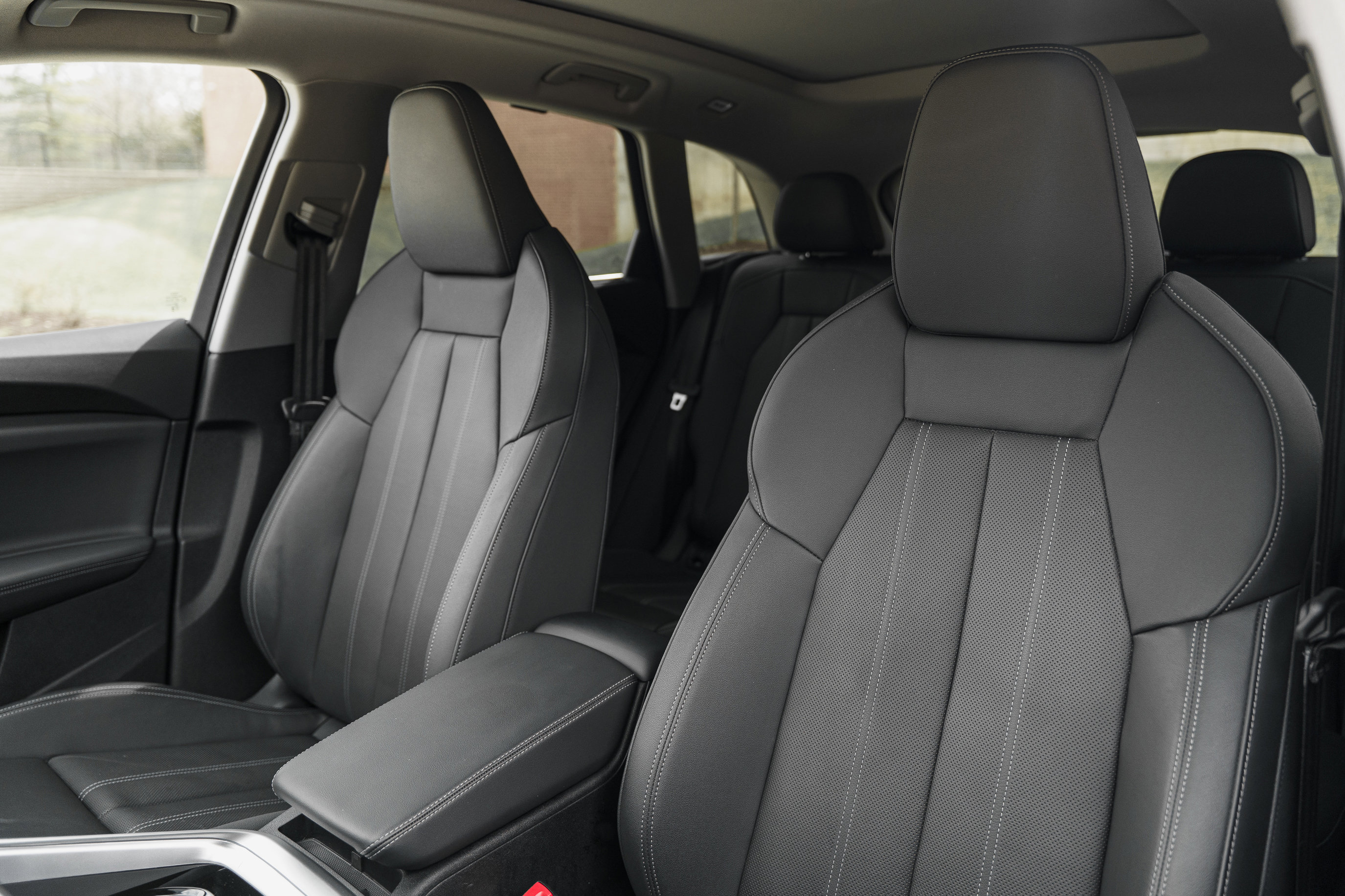 Used 2025 Audi Q5 Premium Plus w/ Premium Plus image 22