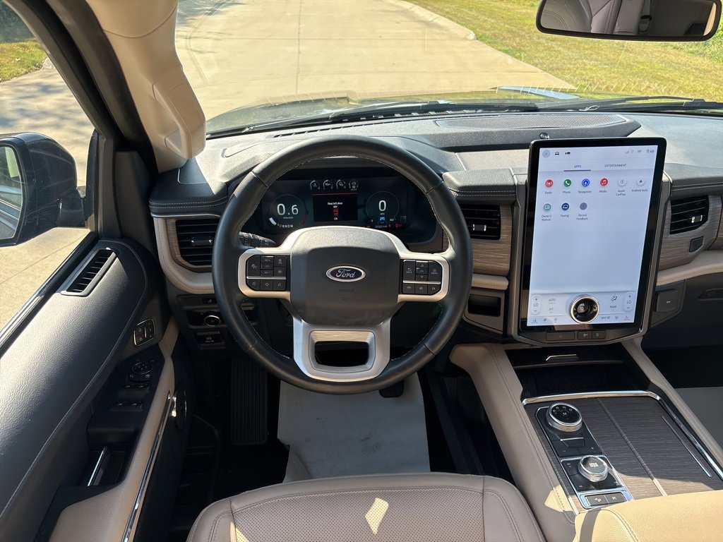 Used 2022 Ford Expedition Limited image 55