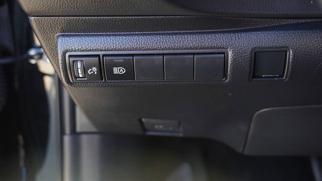 Used 2023 Toyota Corolla LE image 17