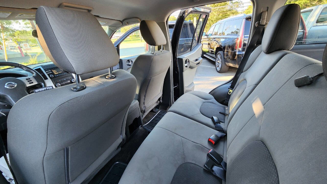 Used 2014 Nissan Xterra S image 28
