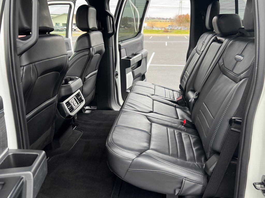 Used 2025 Ford F250 Platinum image 19