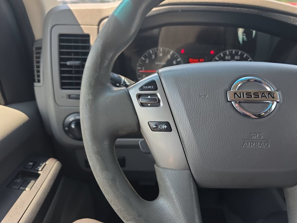 Used 2015 Nissan NV 3500 SV RWD image 27