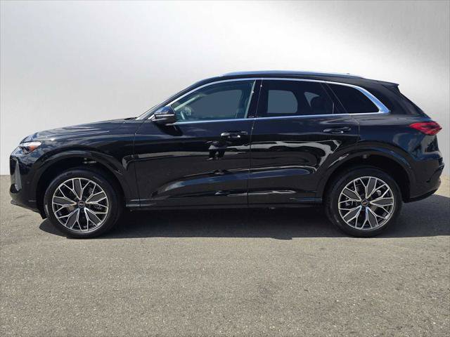 Certified 2025 Audi Q5 Premium w/ Premium Plus AWD/4WD image 6