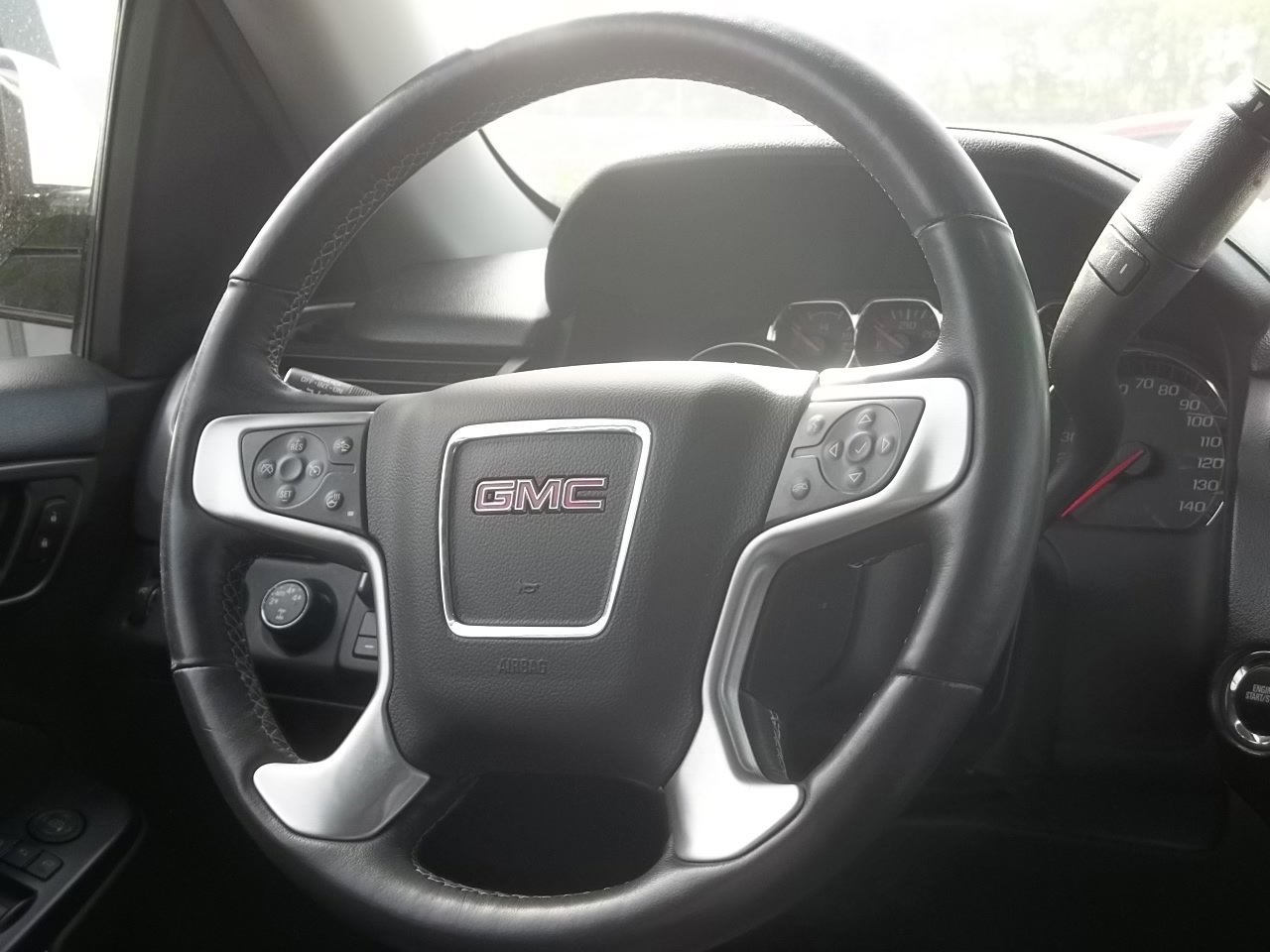Used 2016 GMC Yukon SLT w/ Open Road Package image 13