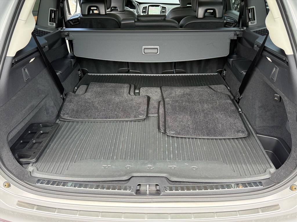 Certified 2023 Volvo XC90 B6 Plus w/ Protection Package Premier AWD/4WD image 14