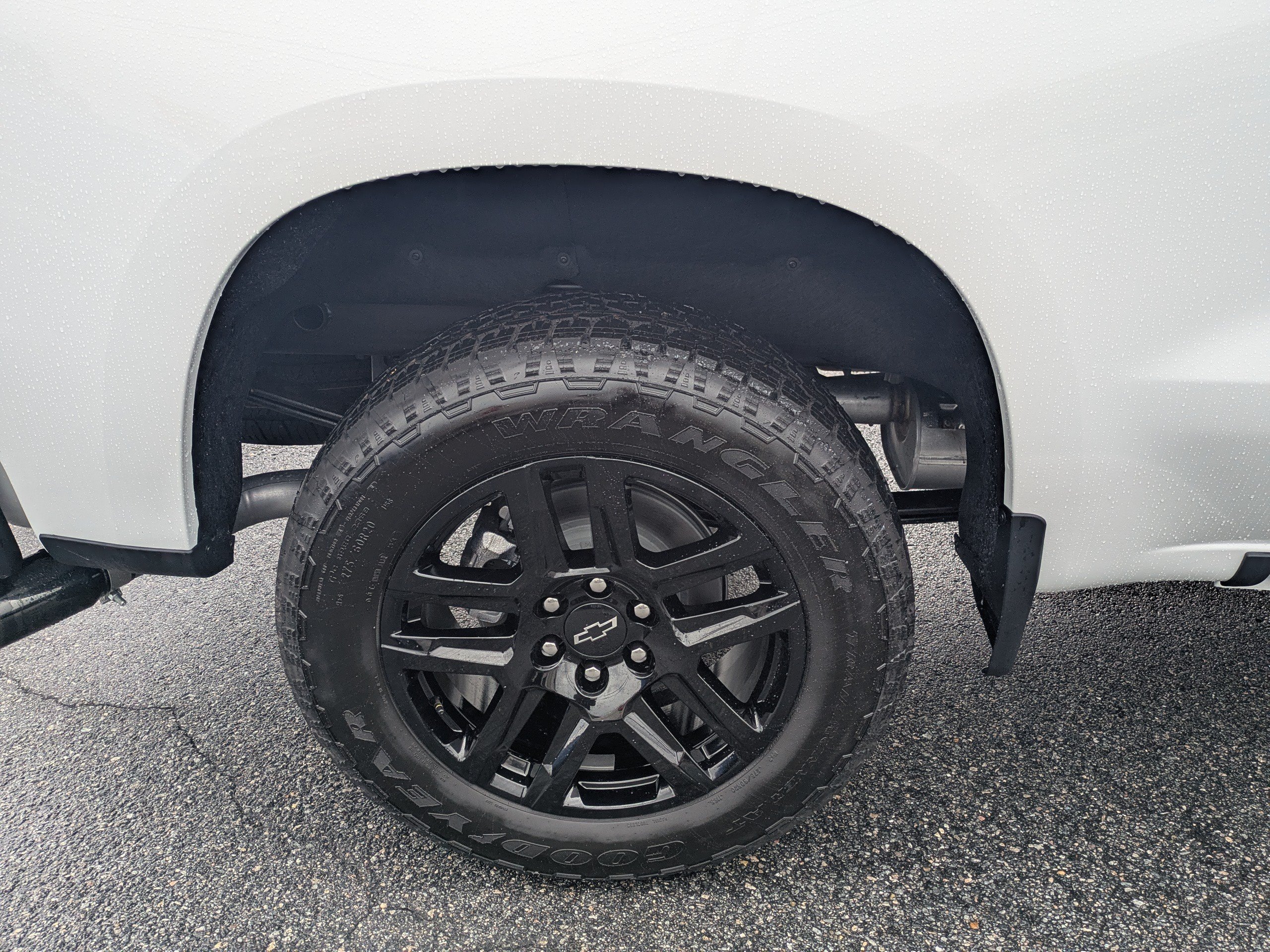 New 2026 Chevrolet Silverado 1500 Custom w/ Turbomax Blackout Package AWD/4WD image 11