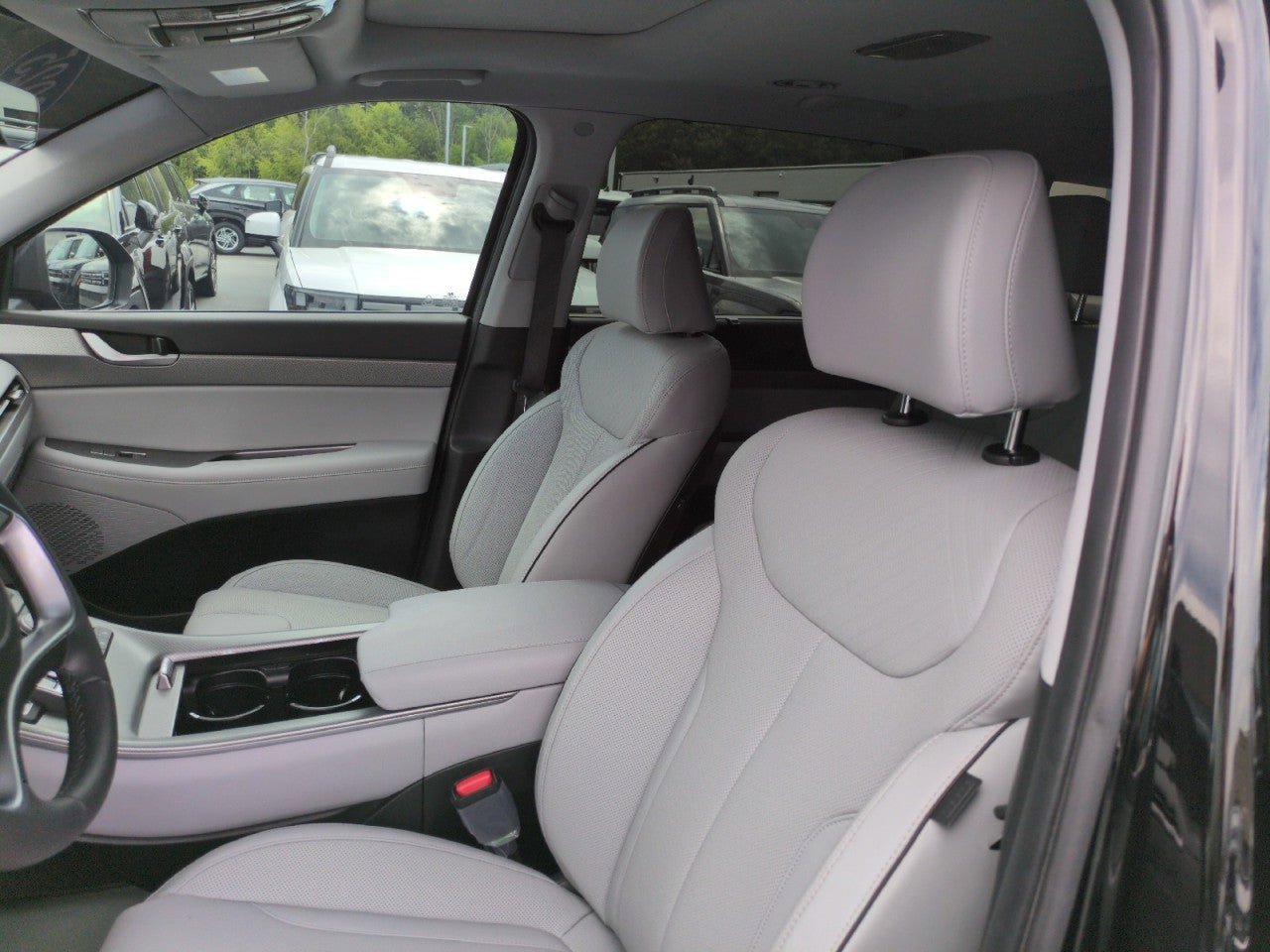 Used 2025 Hyundai Palisade SEL AWD/4WD image 14