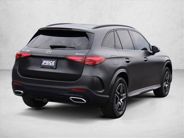 Used 2024 Mercedes-Benz GLC 300 4MATIC image 5