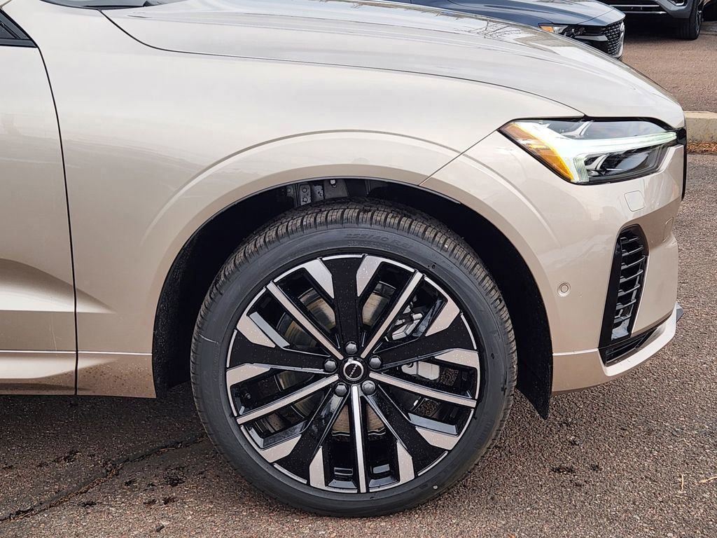 New 2026 Volvo XC60 T8 Ultra w/ Protection Package Premier image 28