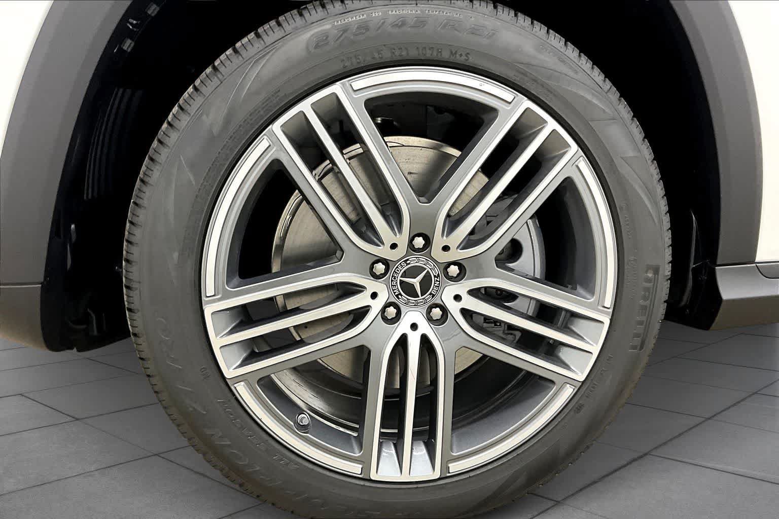 New 2026 Mercedes-Benz GLS 450 4MATIC image 11