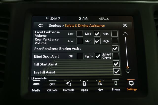 Used 2023 Jeep Cherokee Altitude Lux w/ Lux Elite Package AWD/4WD image 27