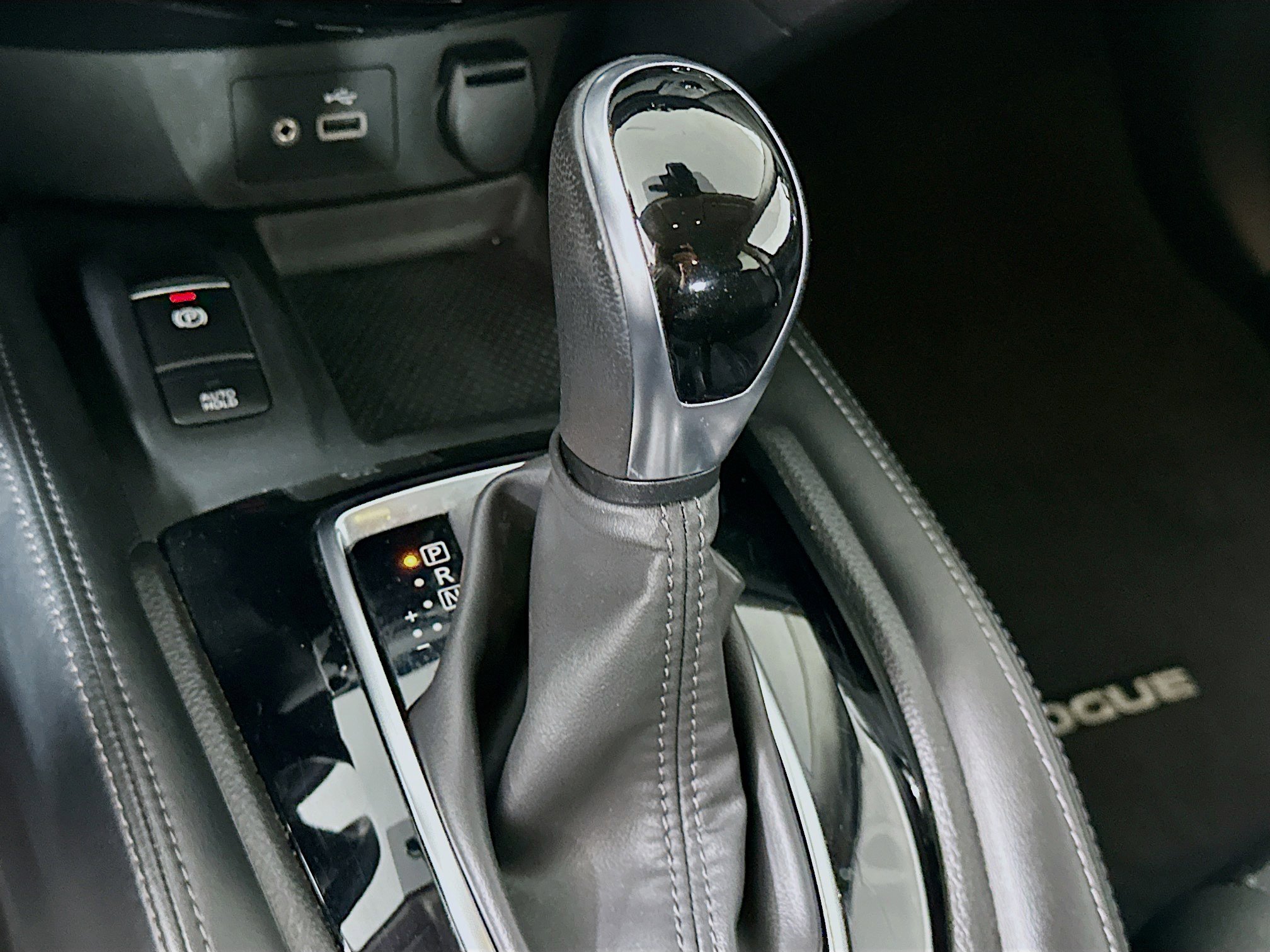 Used 2020 Nissan Rogue SL FWD image 24