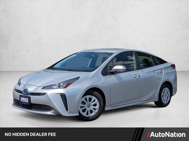 Used 2022 Toyota Prius LE FWD image 1