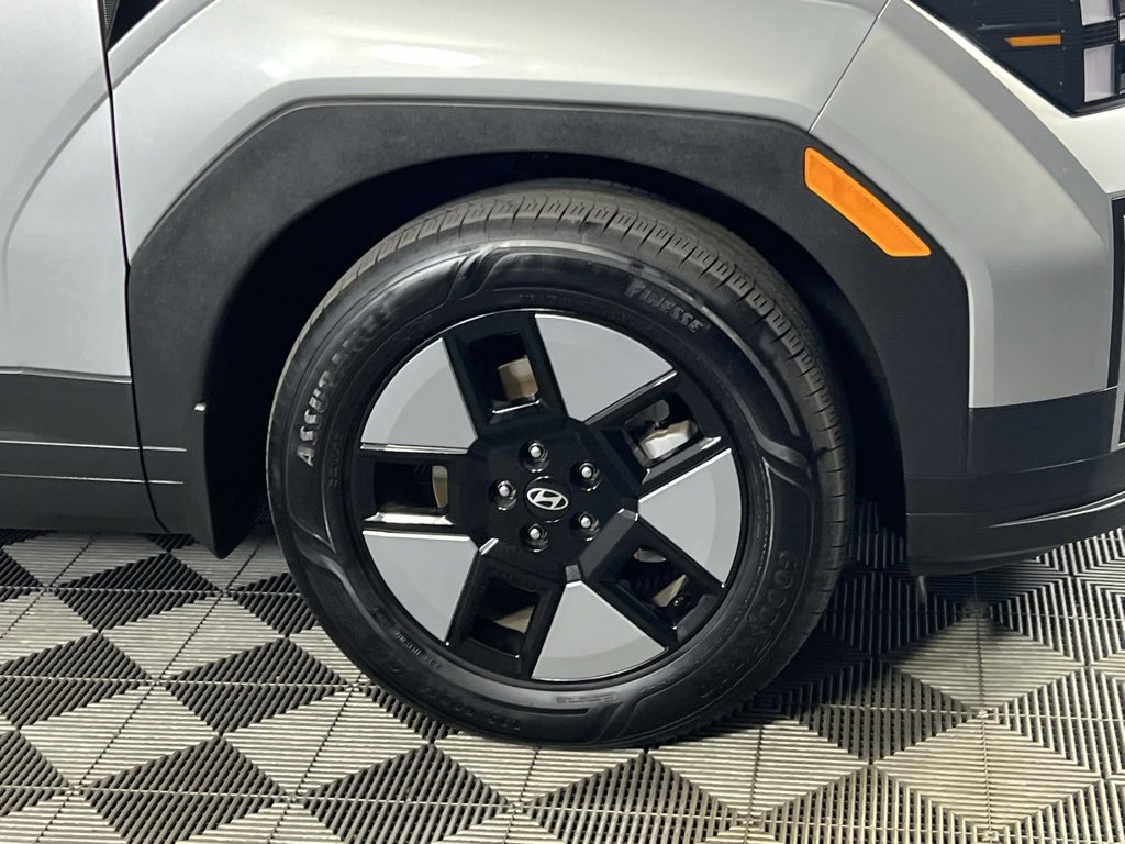 Used 2024 Hyundai Santa Fe SEL image 12