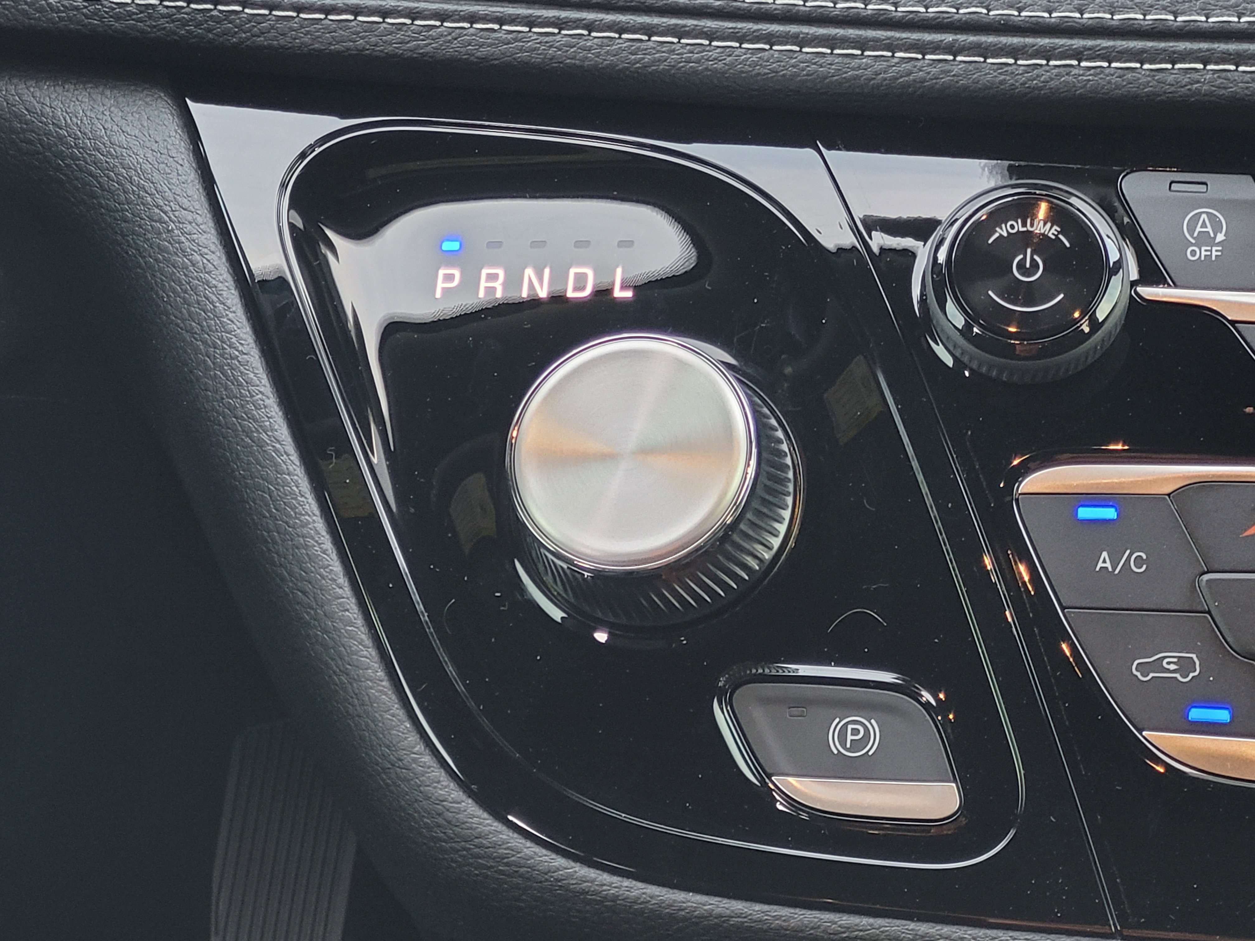 New 2025 Chrysler Pacifica Select image 18