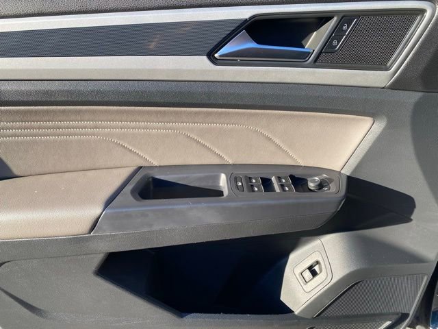 Used 2021 Volkswagen Atlas SEL R-Line image 25