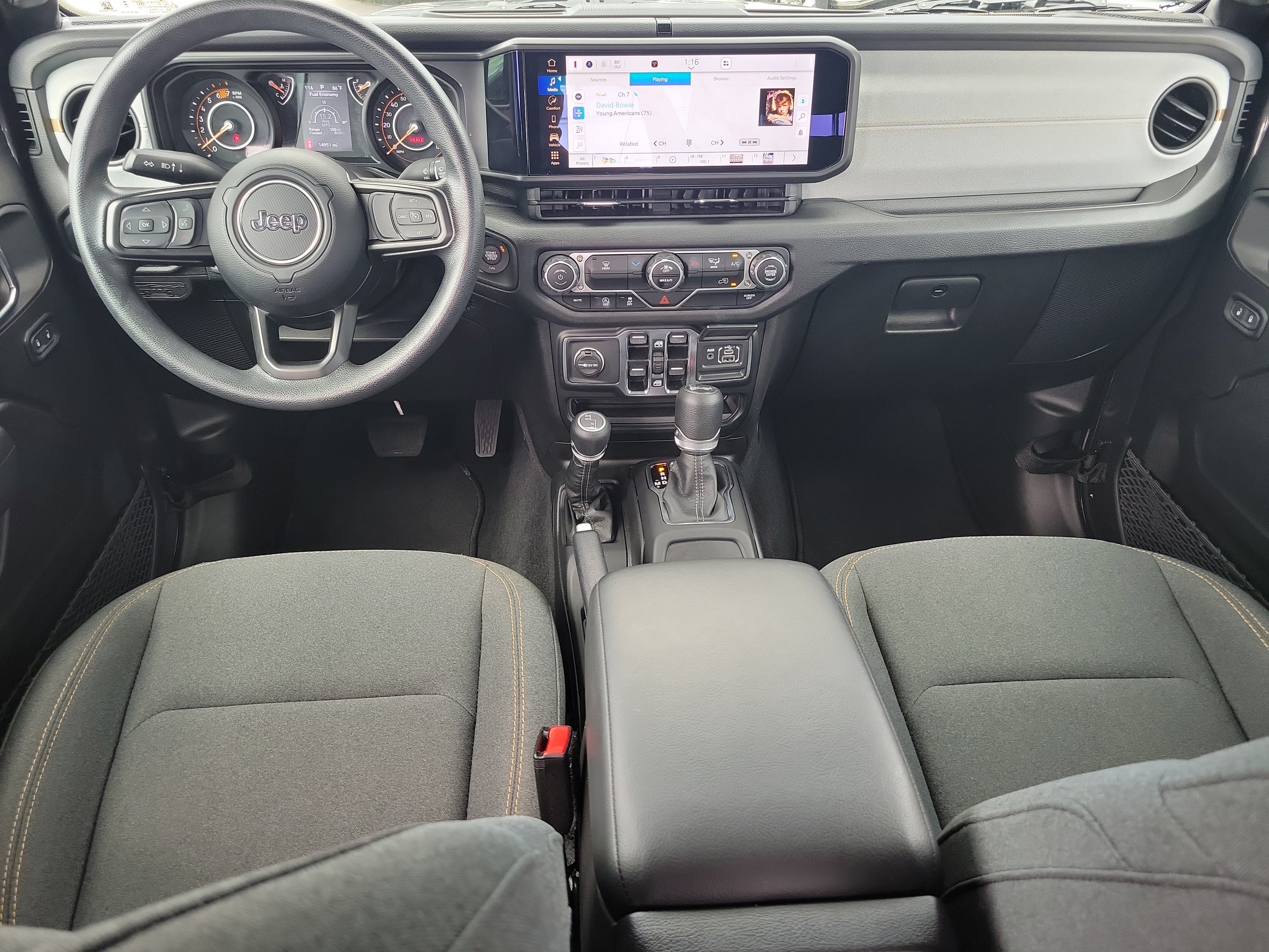 Used 2025 Jeep Wrangler Unlimited Sport AWD/4WD image 9
