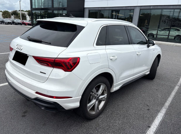 Used 2022 Audi Q3 2.0T Premium AWD/4WD image 9