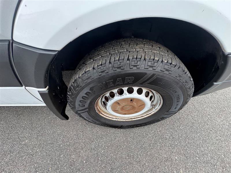 Used 2012 Mercedes-Benz Sprinter 2500 w/ Additional Battery Pkg image 30