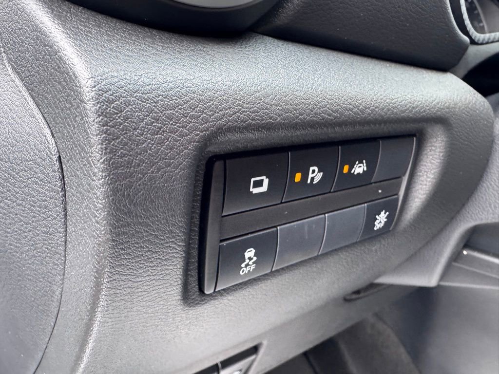 Used 2025 Nissan Versa S w/ Trunk Package image 16