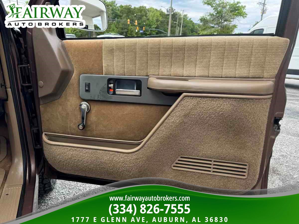Used 1994 Chevrolet Silverado 1500 4x4 Regular Cab image 22