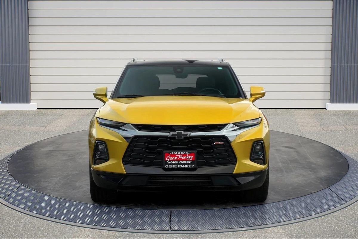 Used 2022 Chevrolet Blazer RS w/ Enhanced Convenience Package image 2