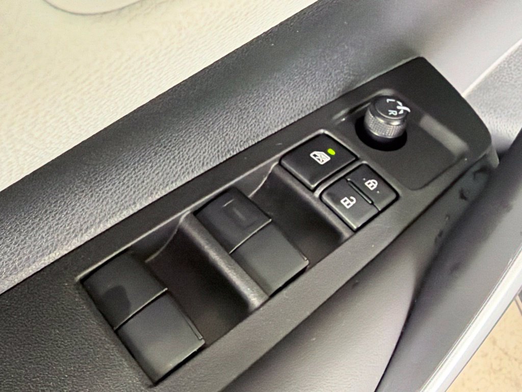 Certified 2024 Toyota Corolla SE FWD image 22