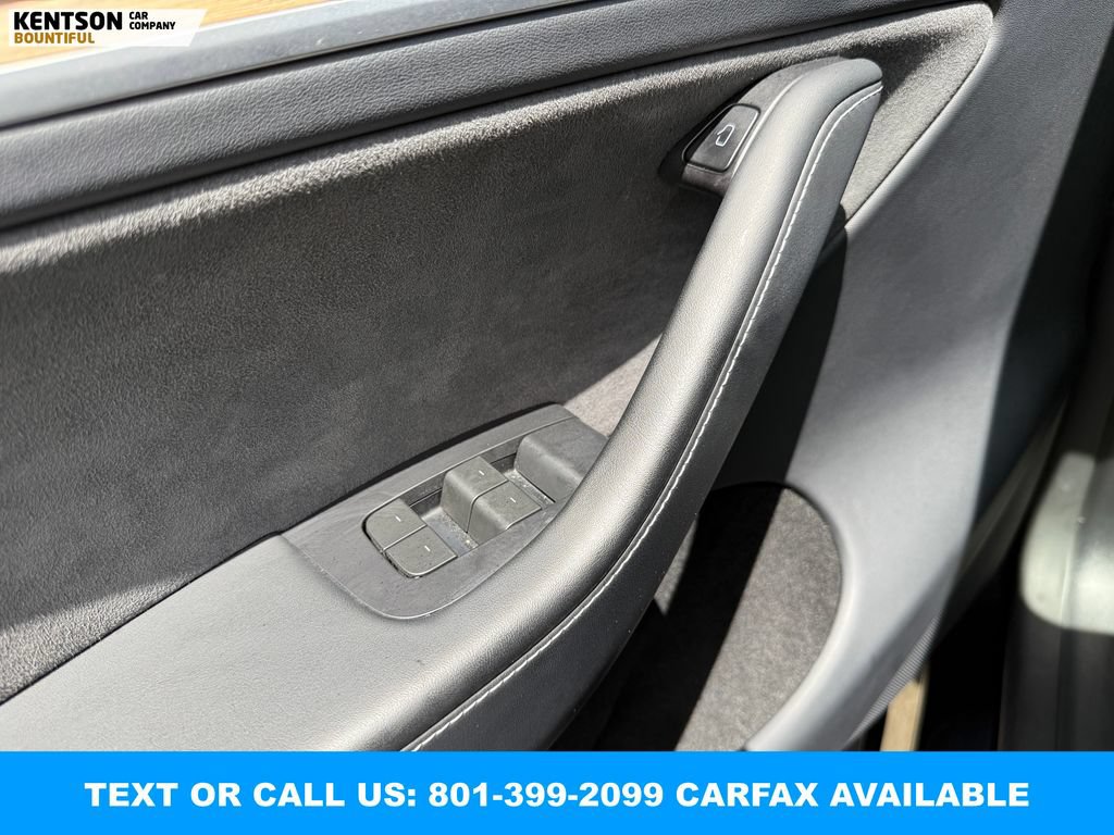 Used 2024 Tesla Model Y Long Range AWD/4WD image 16