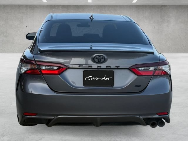 Used 2021 Toyota Camry SE FWD image 16