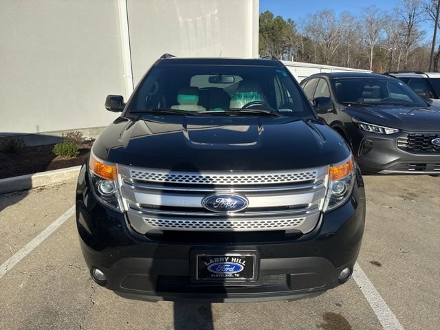 Used 2013 Ford Explorer XLT image 2
