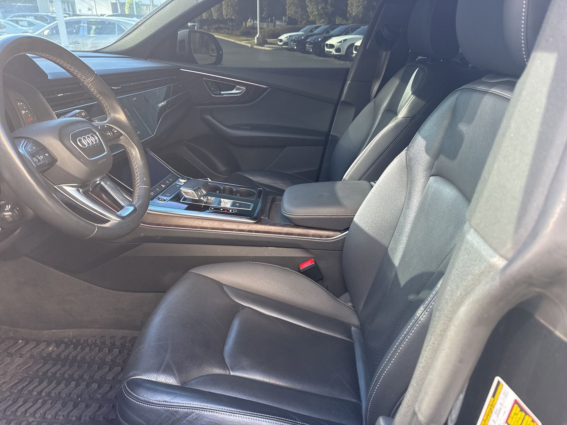 Used 2021 Audi Q8 Premium Plus w/ Premium Plus Package image 6