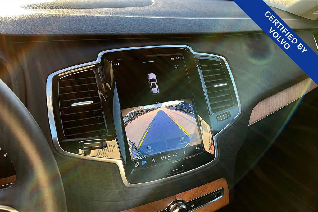 Used 2023 Volvo XC90 B5 Plus image 31