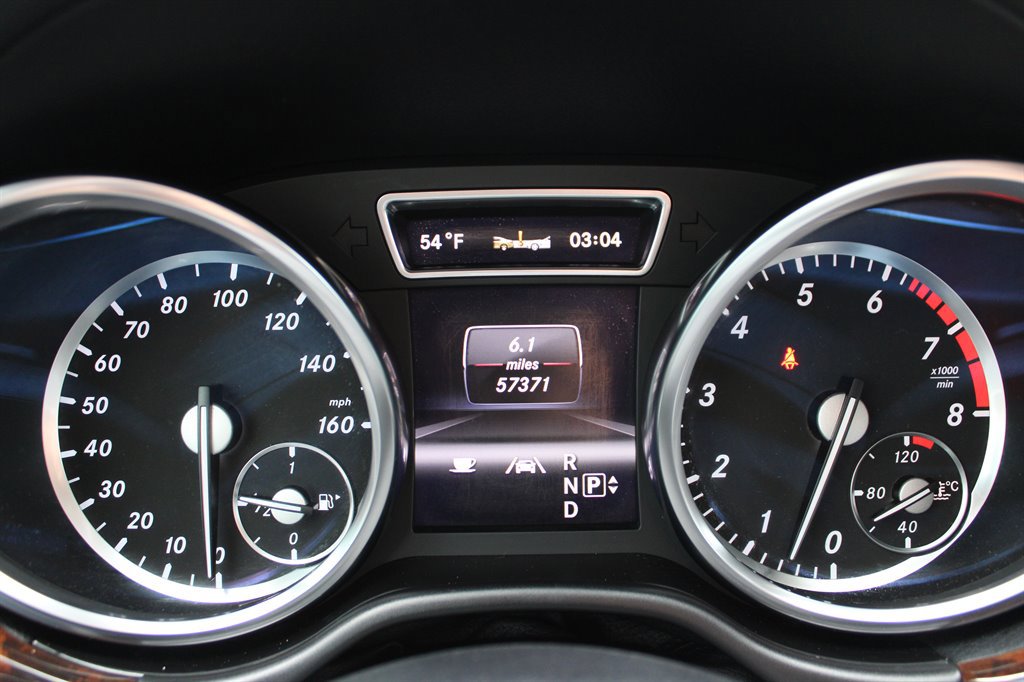 Used 2013 Mercedes-Benz GL 550 4MATIC image 25