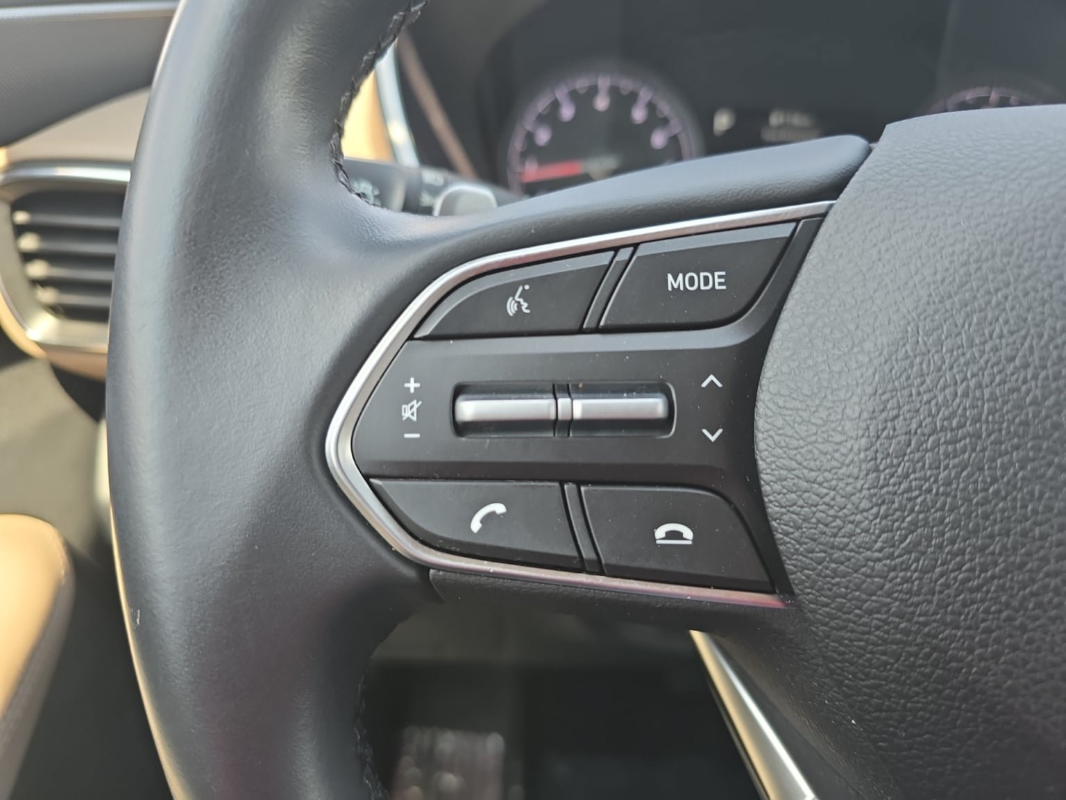 Used 2023 Hyundai Santa Fe SEL FWD image 22