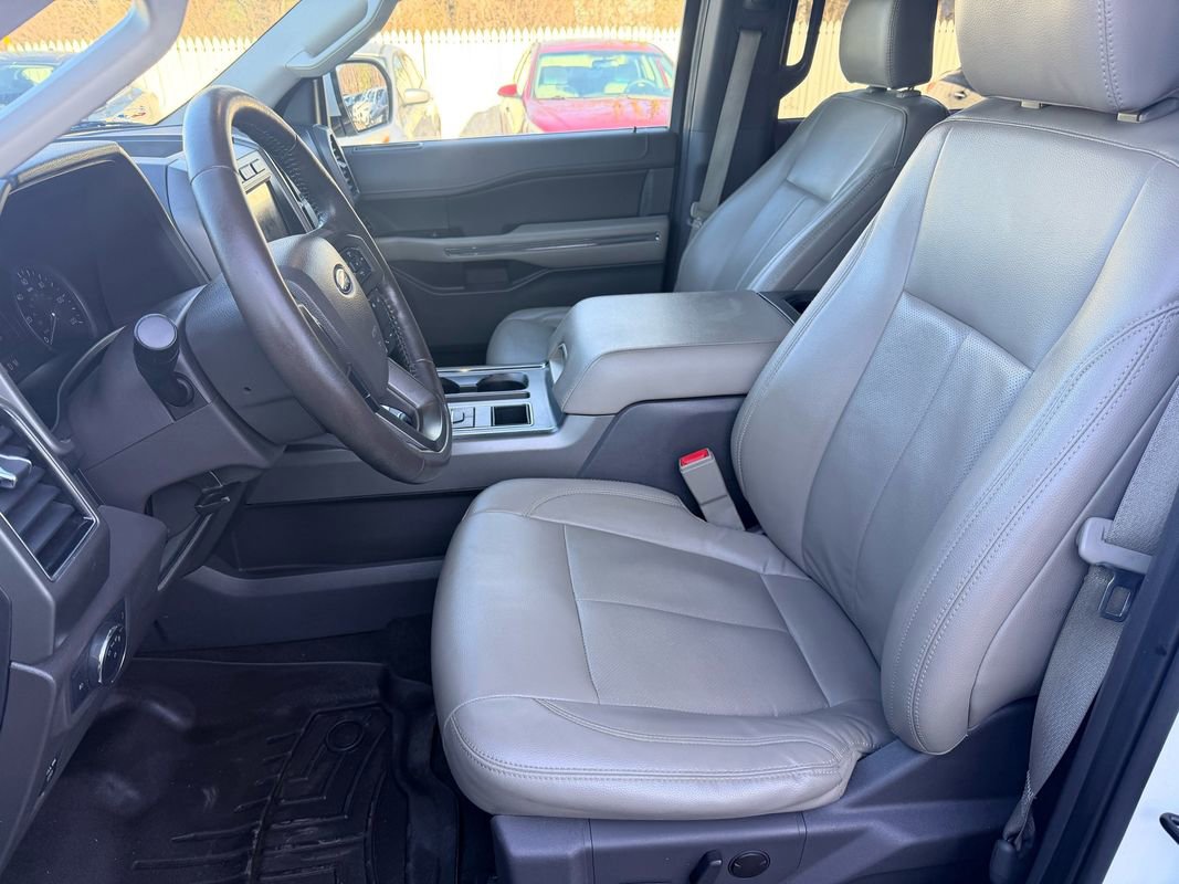 Used 2020 Ford Expedition XLT w/ Equipment Group 201A image 11