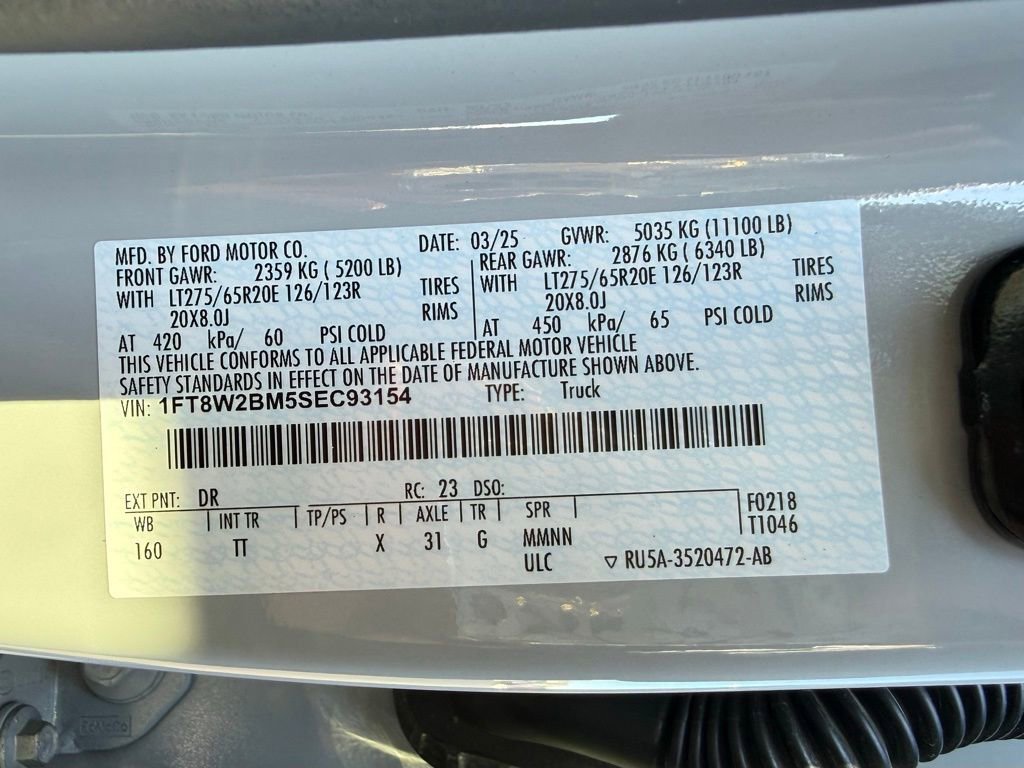 Used 2025 Ford F250 Platinum w/ Platinum Plus Package image 33