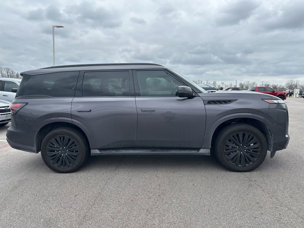 Used 2025 INFINITI QX80 Luxe image 10